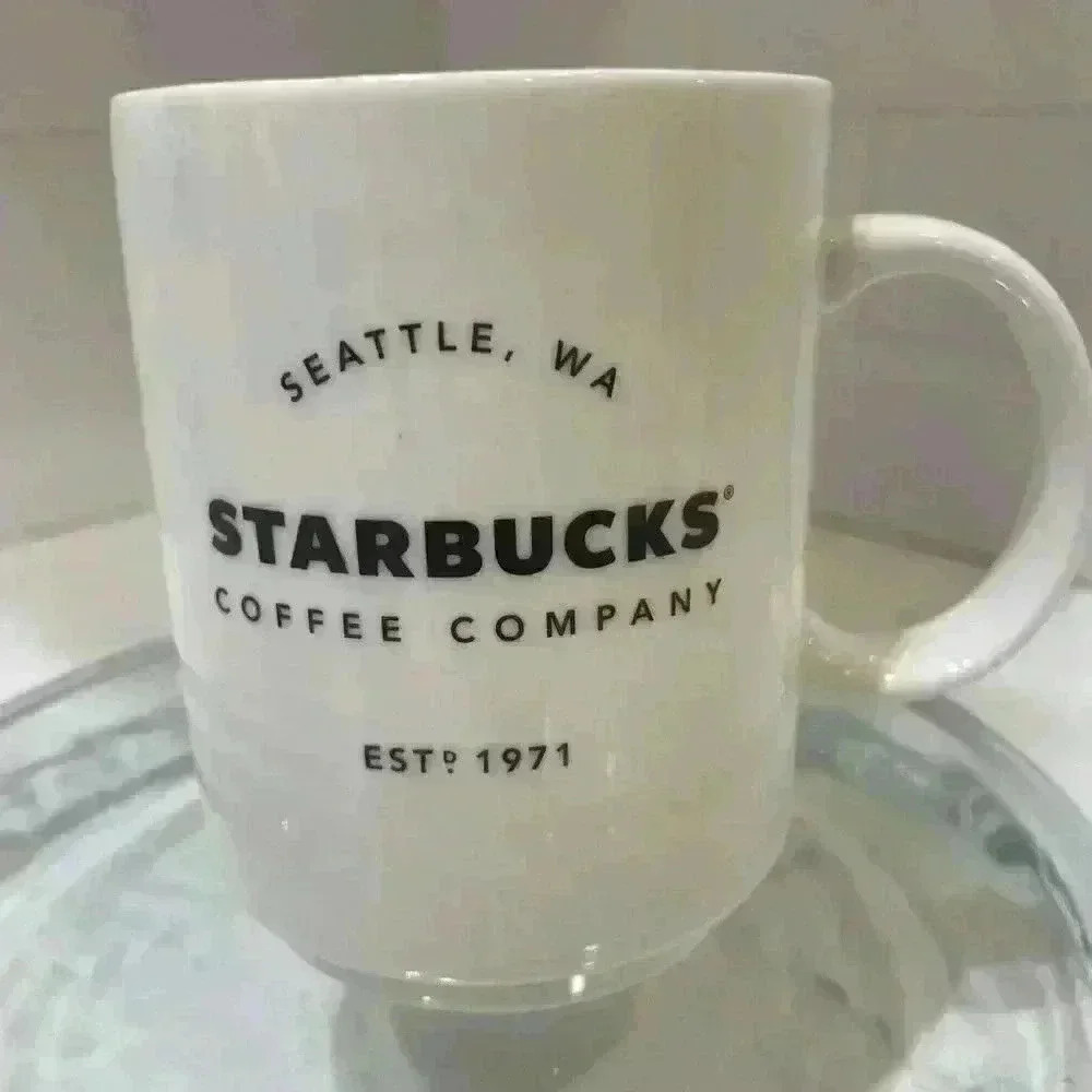Starbucks 2018 Seattle, WA Washington EST 1971 Large 14oz Ceramic Coffee Tea Mug - Picture 3 of 16
